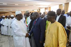 DIALOGUE POLITIQUE: Blocage sur le processus 9 DIALOGUE POLITIQUE: Blocage sur le processus