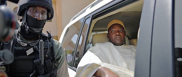 Gambie: 150 éléments de la garde présidentielle à Dakar pour une formation