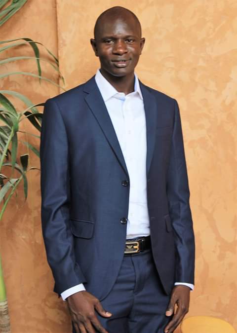 Dr Babacar Diop fait feu de tout bois sur le Macky 17 Dr Babacar Diop fait feu de tout bois sur le Macky
