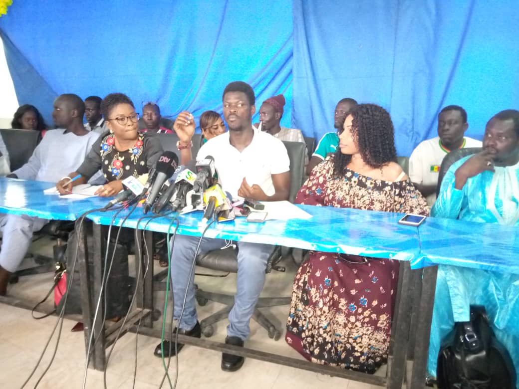 POINT DE PRESSE, PDS : Le MEEL a fait face à la presse ce vendredi...Diary Mohamed Baldé 15 POINT DE PRESSE, PDS : Le MEEL a fait face à la presse ce vendredi…Diary Mohamed Baldé