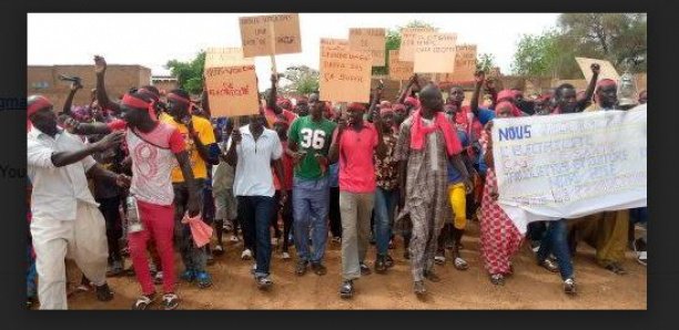 Linguère : Le village de Barry dénonce le manque d’infrastructures sociales de base qui sévit dans leur localité. 4 Linguère : Le village de Barry dénonce le manque d’infrastructures sociales de base qui sévit dans leur localité.