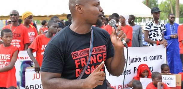 Guy Marius Sagna : " De hautes autorités sont en train de monter un complot pour coller au leader de Pastef Les Patriotes, Ousmane Sonko, un délit pour l'envoyer en prison." 12 Guy Marius Sagna : » De hautes autorités sont en train de monter un complot pour coller au leader de Pastef Les Patriotes, Ousmane Sonko, un délit pour l’envoyer en prison. »