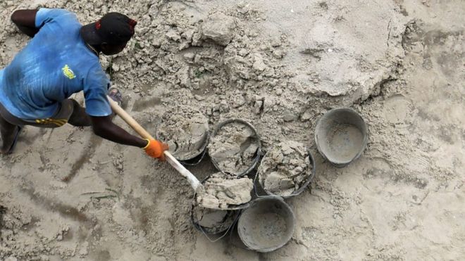 La mafia du sable et ses ravages