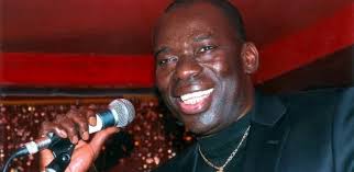 Assane Ndiaye dédie un single à Cheikh Ibra. 4 Assane Ndiaye dédie un single à Cheikh Ibra.