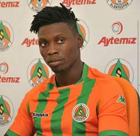L&rsquo;international sénégalais Lamine Gassama s&rsquo;investit dans le social