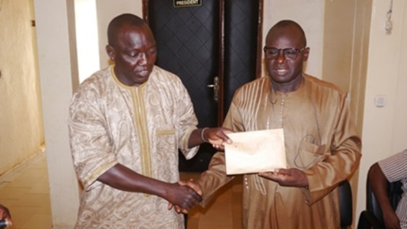Kédougou : M Lessény Sy dégage une enveloppe de 500 000 FCFA pour l’ASC KEC 7 Kédougou : M Lessény Sy dégage une enveloppe de 500 000 FCFA pour l’ASC KEC