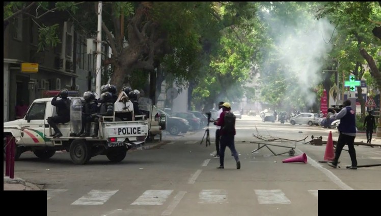 Tensions sur fond de crise au Sénégal...Le cri de cœur de Samba Sylla 5 Tensions sur fond de crise au Sénégal…Le cri de cœur de Samba Sylla