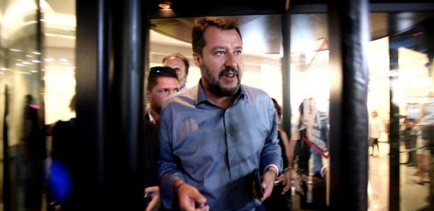 Motion de censure en Italie : le Sénat se prononce ce mardi sur la date du vote 13 Motion de censure en Italie : le Sénat se prononce ce mardi sur la date du vote