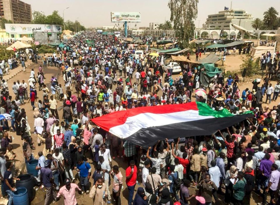 Soudan: Le pays vers un pouvoir civil 8 Soudan: Le pays vers un pouvoir civil