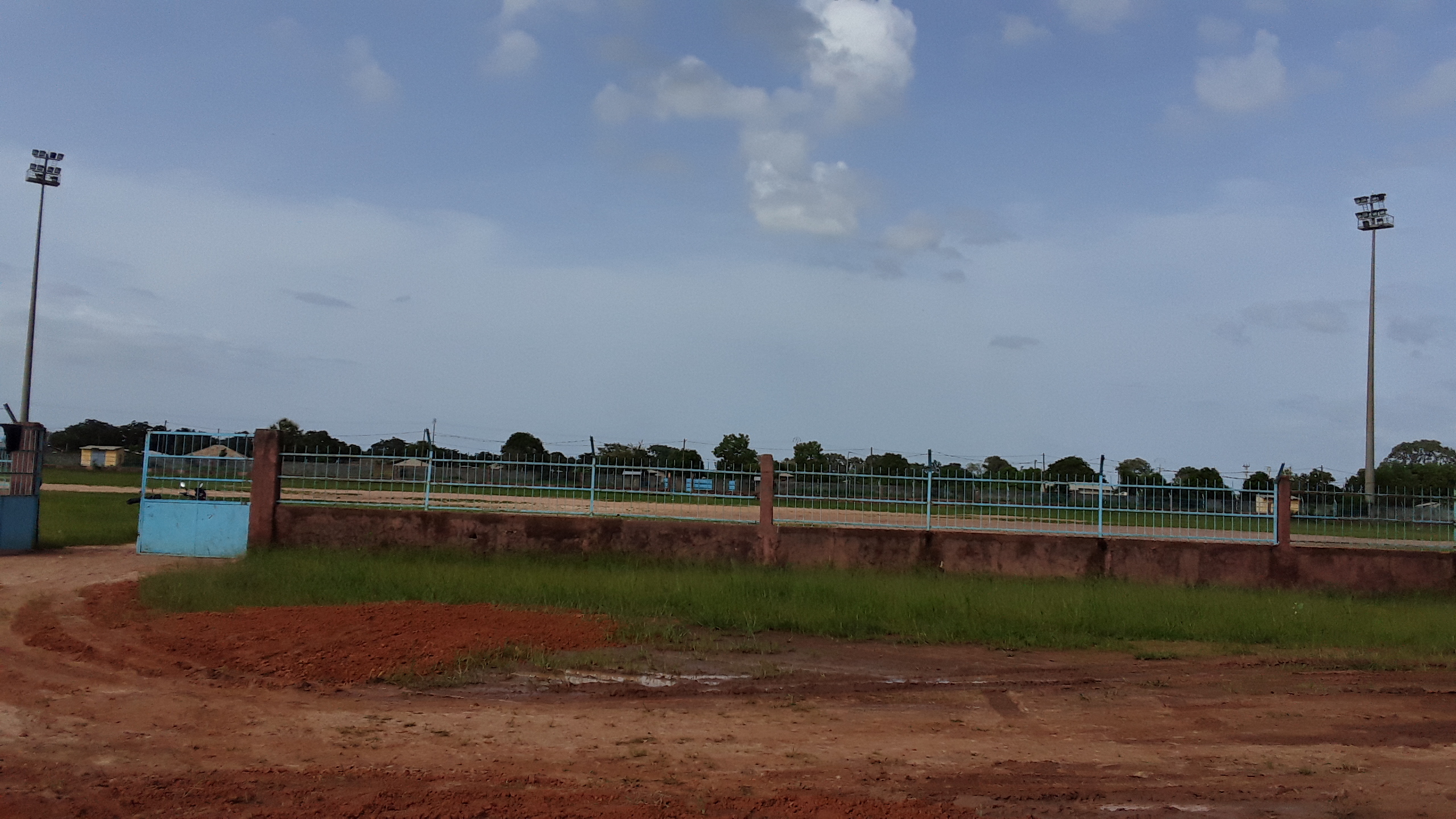 Bignona: Le conseil départemental retape le stade departemental pour les phases de l'ODCAV 19 Bignona: Le conseil départemental retape le stade departemental pour les phases de l’ODCAV