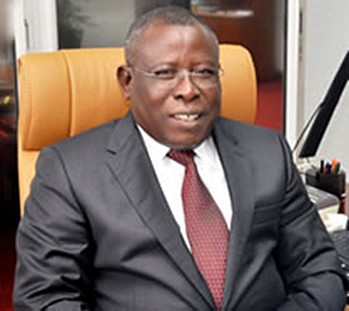 Voici le meilleur maire Africain...désigné par le PADEV 1 cissé bacongo koumassi
