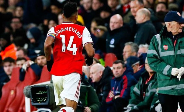 aubameyang toilettes