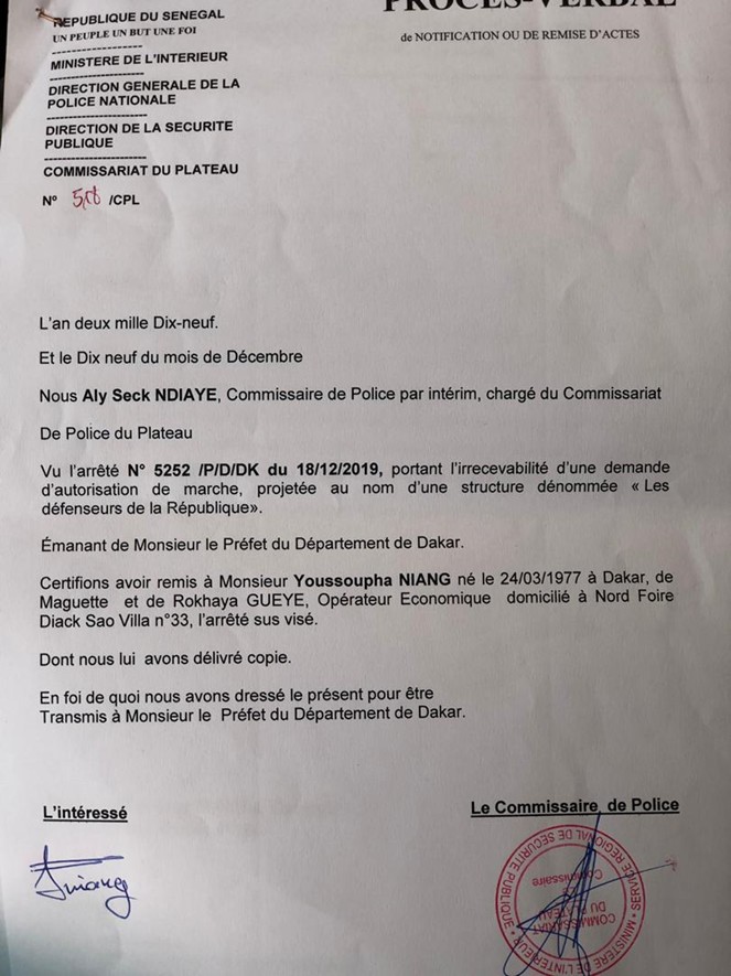 marche défenseurs de macky