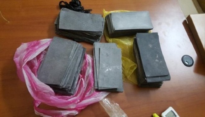 plaques faux billets