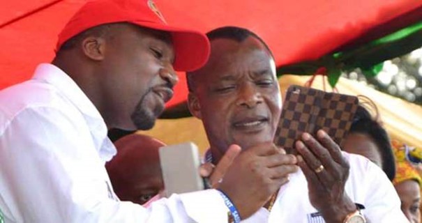 Congo-Brazza : Sassou Nguesso, 77 ans, candidat à sa réélection 1 sassou nguesso et son fils
