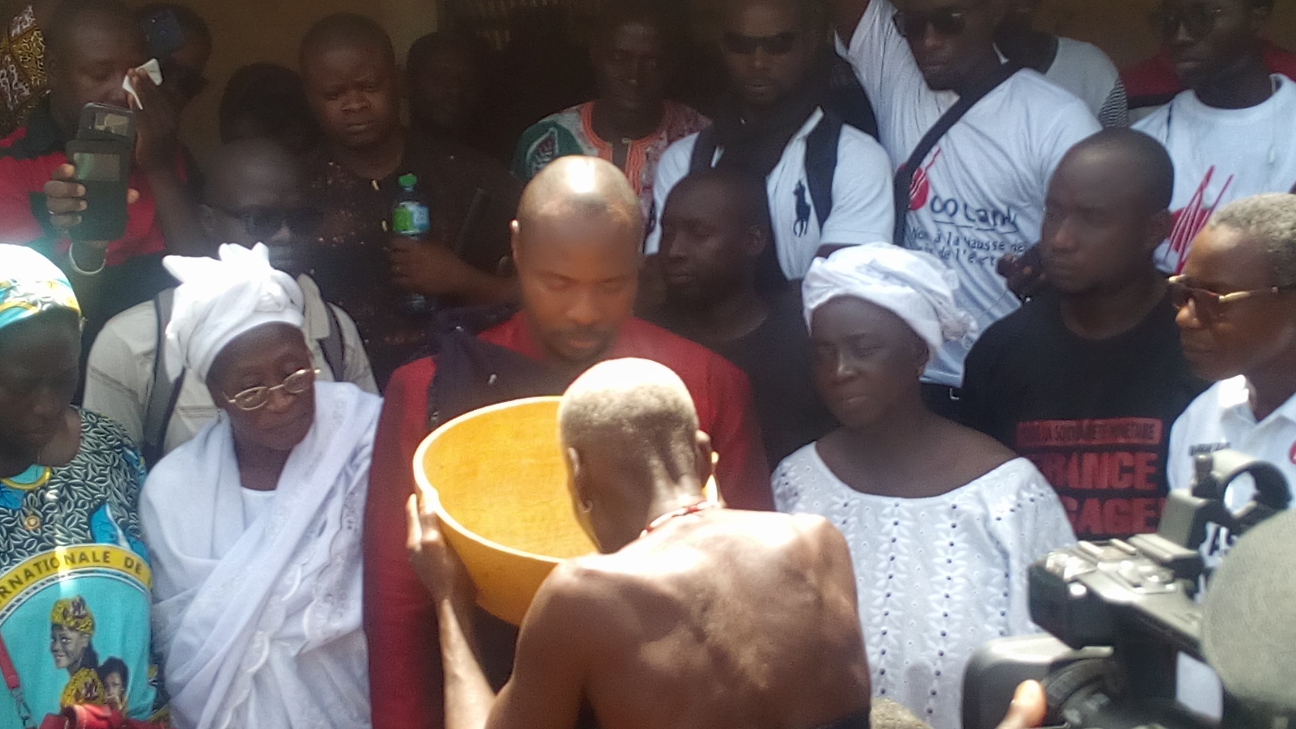 E20C95C9 21CF 41AC 841C 1F8B3D6B4DAA