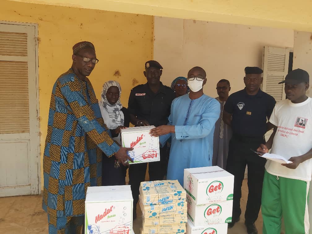 Riposte Covid-19 : Mankeur Ndiaye apporte sa contribution aux populations de...Dagana 4 PHOTO 2020 04 14 16 35 18 2