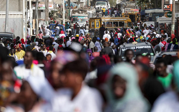 dakar coronavirus foule population