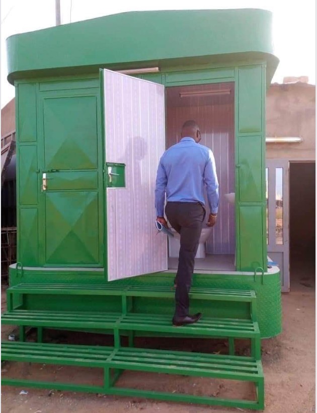 toilette publique burkina