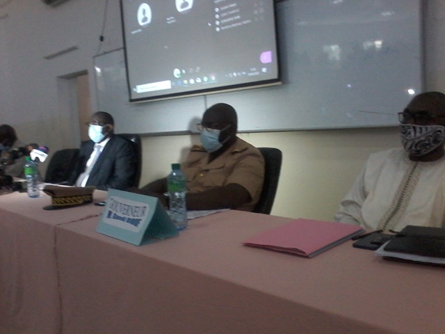 Ziguinchor : Cheikh Omar Hanne sur les chantiers de l'UASZ 2 20200604 124357