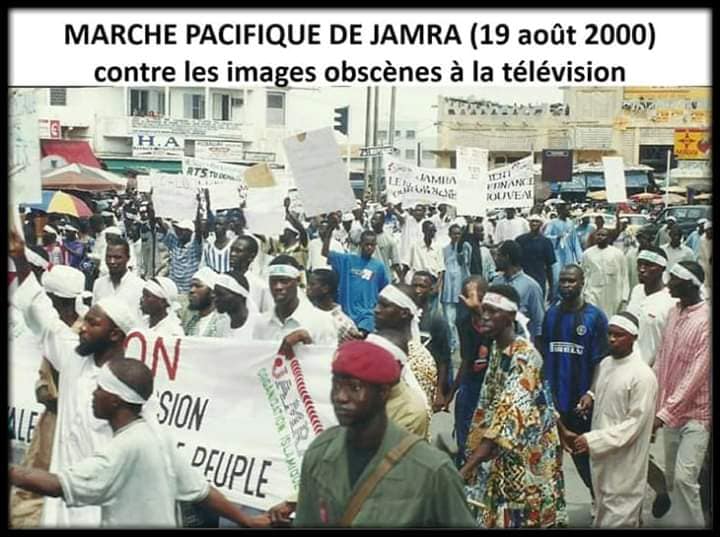 Jamra alerte : Les lobbies LGBT exploitent les dessins animés...pour atteindre nos enfants! 3 MarcheJamraImagesObscenes