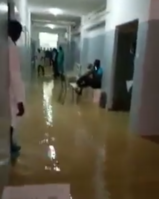 Ziguinchor : L'hôpital régional sous les eaux 1 Screenshot 2020 07 21 11 05 20 1