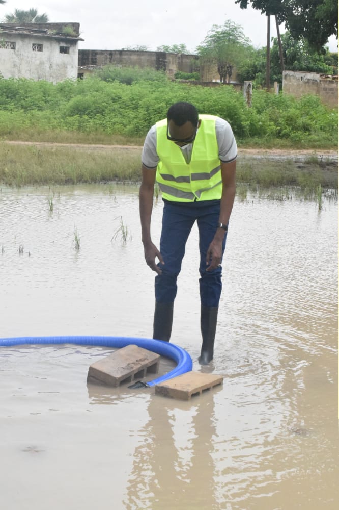 Inondations : Habib Niang vole au secours des sinistrés et fustige la gestion du maire 3 IMG 20200913 WA0048