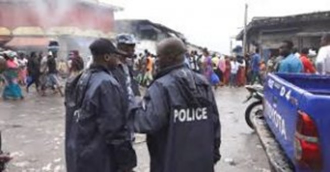 Côte d'Ivoire : il tue un couturier...la police l'arrête 11 mois après... 1 police