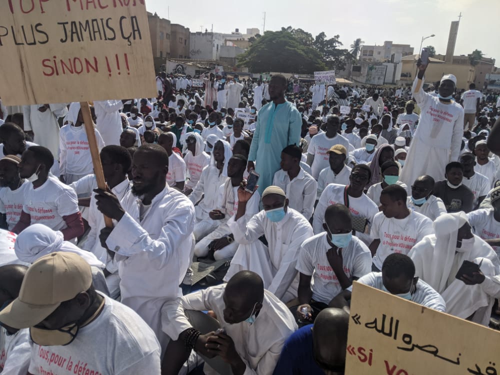 EA458C5E 4ED3 4AF4 8AAA A221F6A5064D