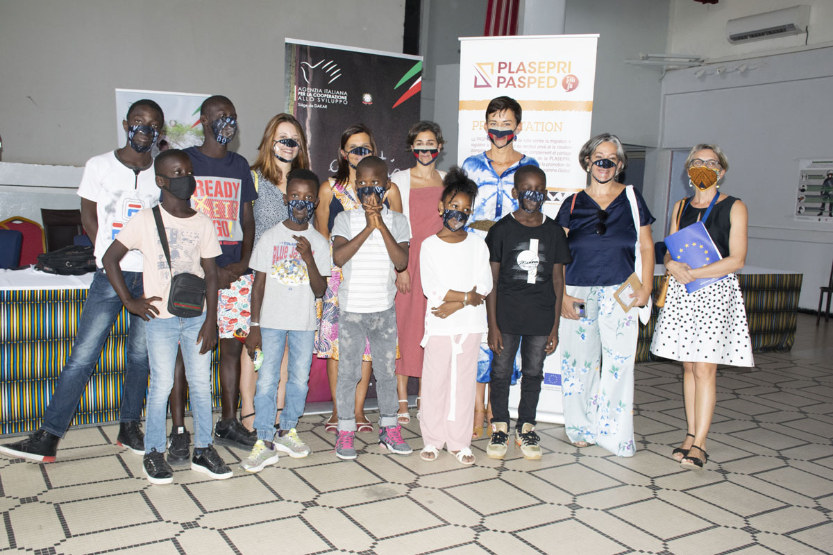 Rentrée des classes : Don de 3 600 masques « inclusifs » pour les malentendants 1 PHOTOS CI 129