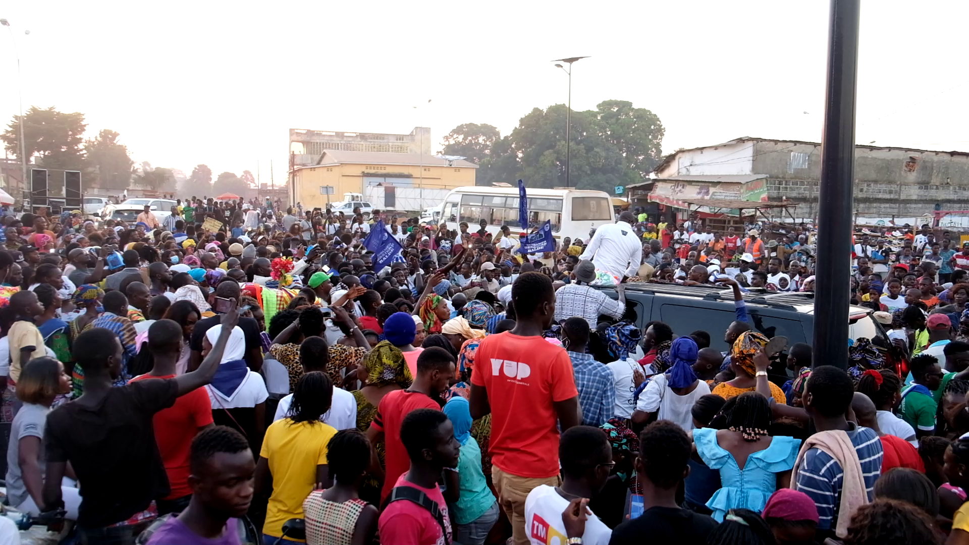 vlcsnap 2020 11 15 19h15m33s439