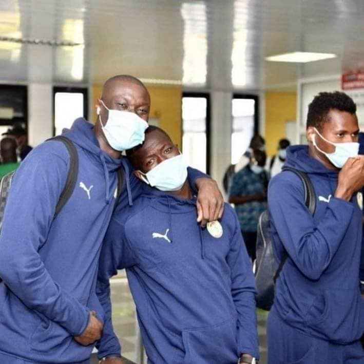 Les lions sont bien arrivés à Bissau ! 5 what