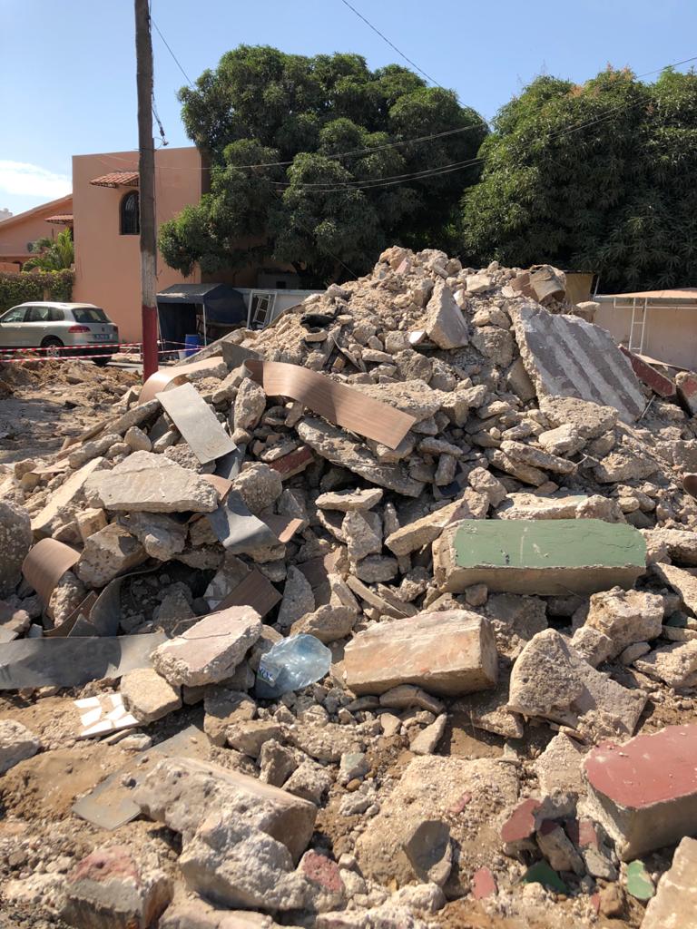 Travaux BRT : Libération de la voie publique de Sacré Cœur au lycée Blaise Diagne 5 IMG 20201204 WA0027