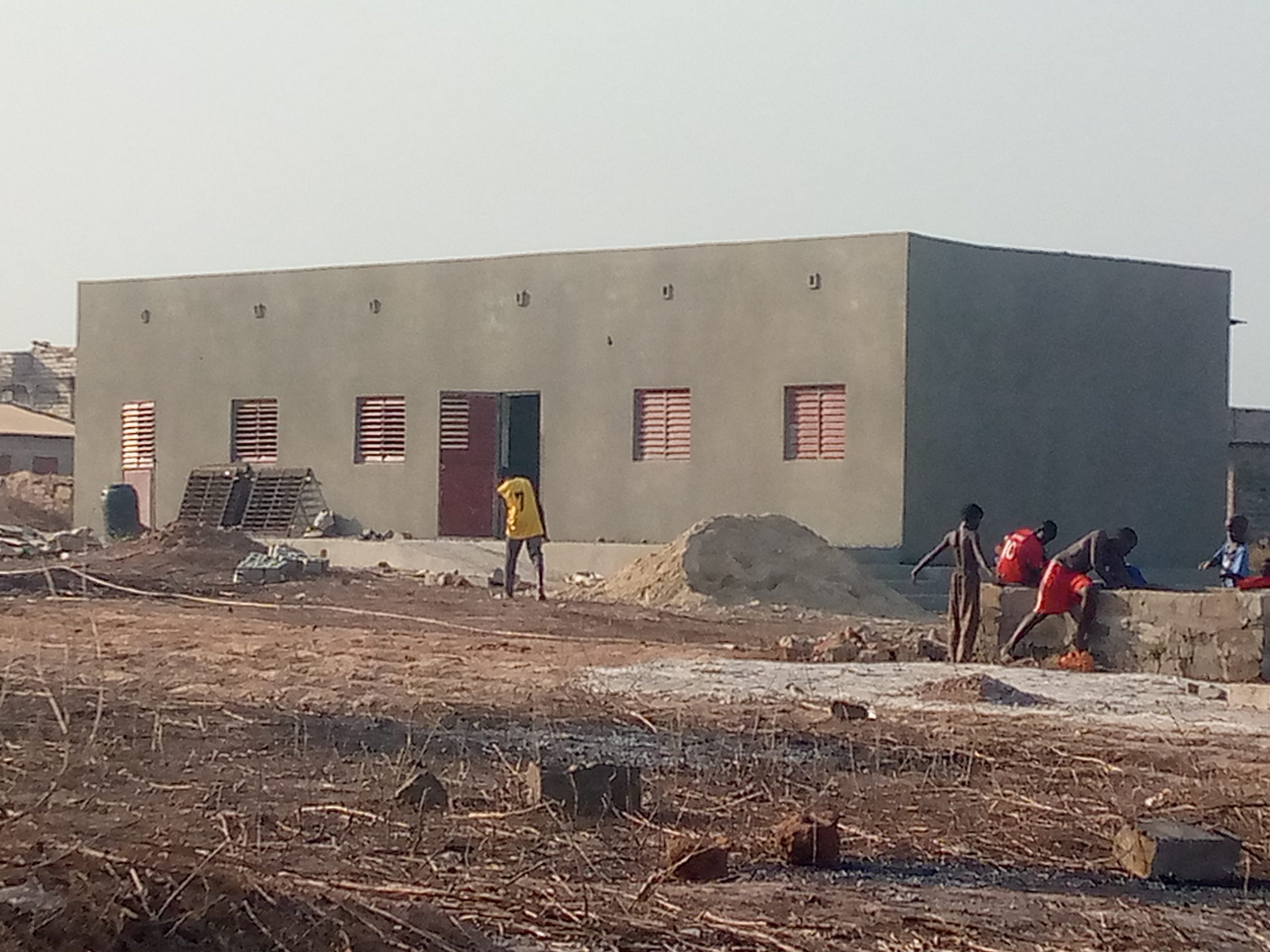 Bignona: reprise des chantiers abandonnés par Serigne Mbaye Thiam 2 Bignona: reprise des chantiers abandonnés par Serigne Mbaye Thiam