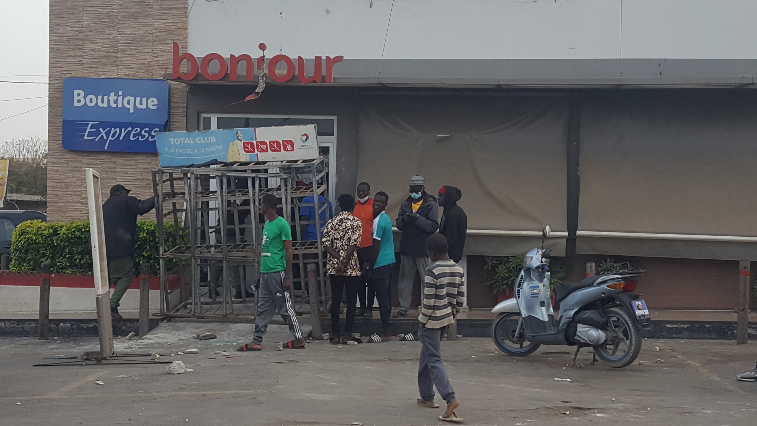 20210303 190434 scaled