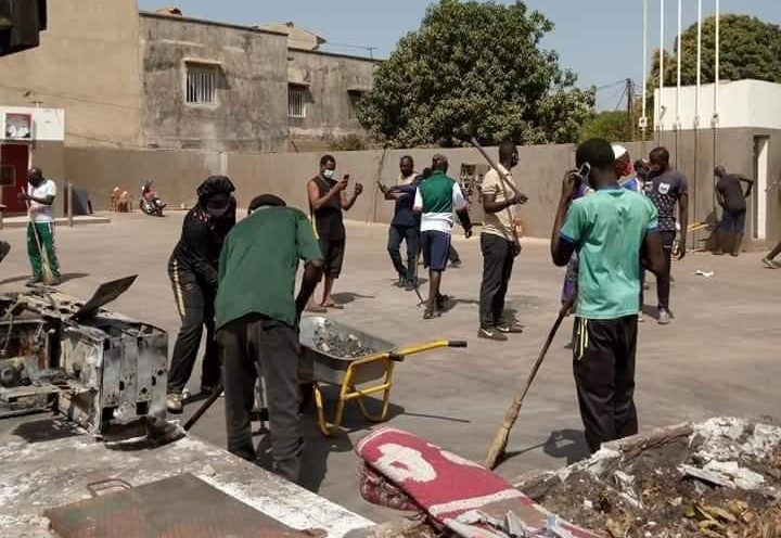 Bignona : Les jeunes changent le décor de la ville (Images) 16 Bignona : Les jeunes changent le décor de la ville (Images)