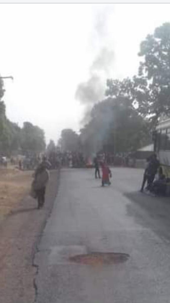 Les élèves du lycée de Bounghary exigent la libération de leur professeur d'espagnol 2 IMG 20210315 WA0114