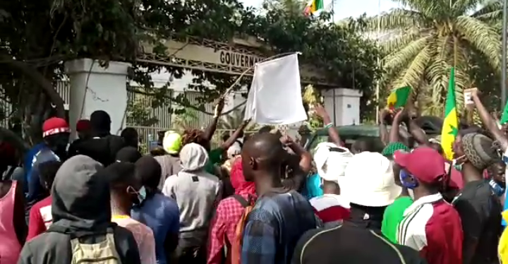 Bignona-Ziguinchor…Ça manifeste dans le sud dans le calme 24 Bignona-Ziguinchor…Ça manifeste dans le sud dans le calme