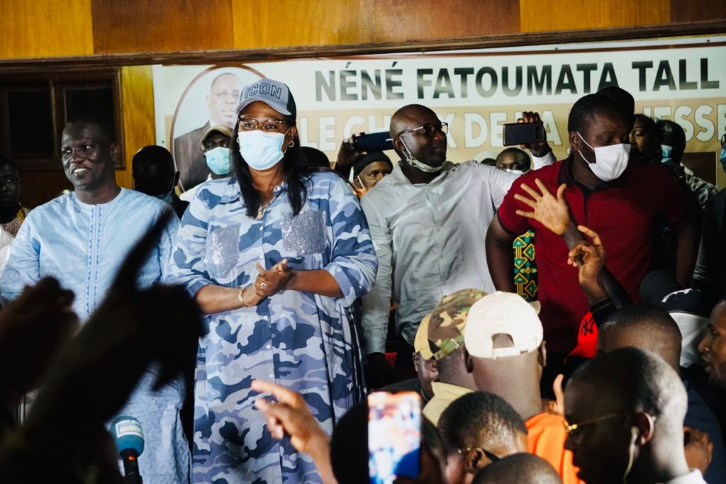 29A89958 B666 4381 B3CA 7F5CDC599294