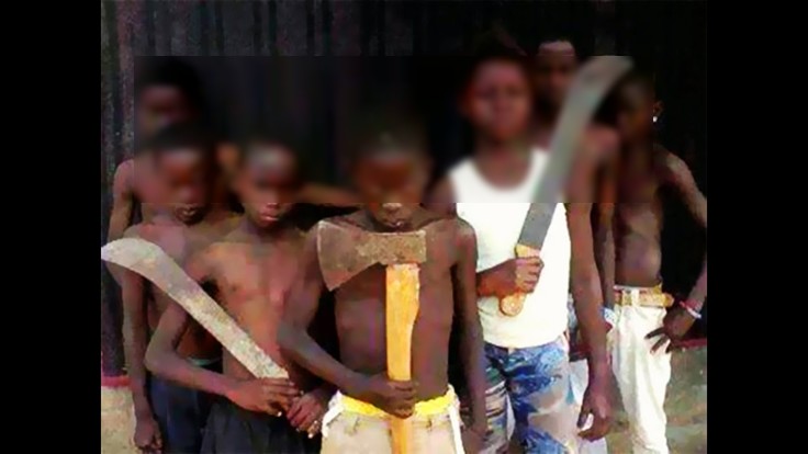 Koumassi : 4 ‘’microbes’’ arrachent 2 dents d’un élève avec des bouteilles cassées 1 enfants