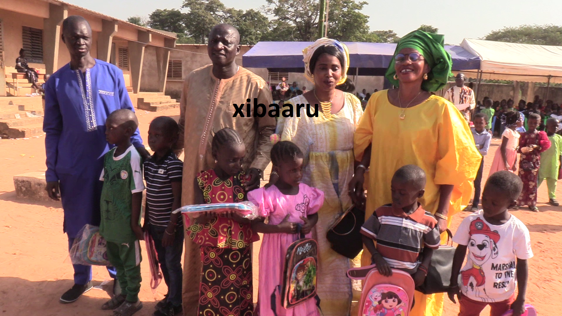 Bignona-excellence : Le modèle du Pr Ansoumana Diatta vendu aux jeunes élèves de Mangagoulack 3 Bignona-excellence : Le modèle du Pr Ansoumana Diatta vendu aux jeunes élèves de Mangagoulack
