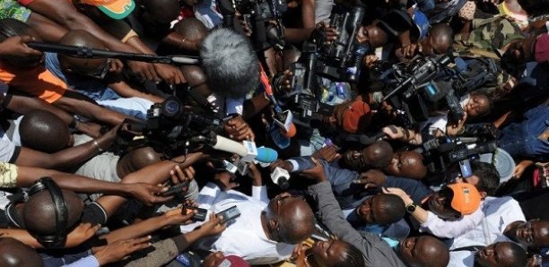 Crise de la presse sénégalaise...Des «Pseudo-Journalistes» tuent la profession 2 Journaliste Presse