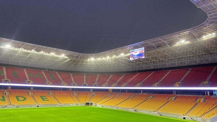 Stade du Sénégal : L'entretien va coûter 800 millions (devis prévisionnel) 3 Stade du Sénégal : L’entretien va coûter 800 millions (devis prévisionnel)