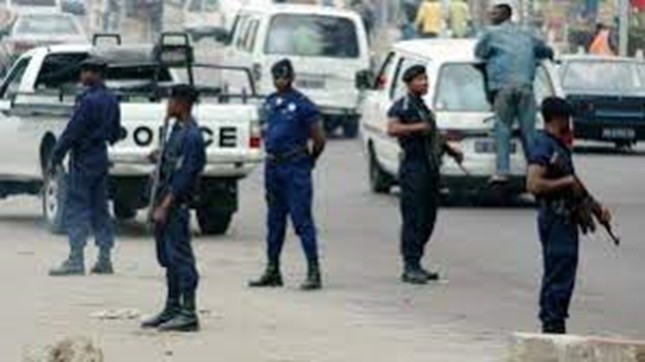 Namibie : le chef de la Police contre les policiers-Pasteurs 1 police
