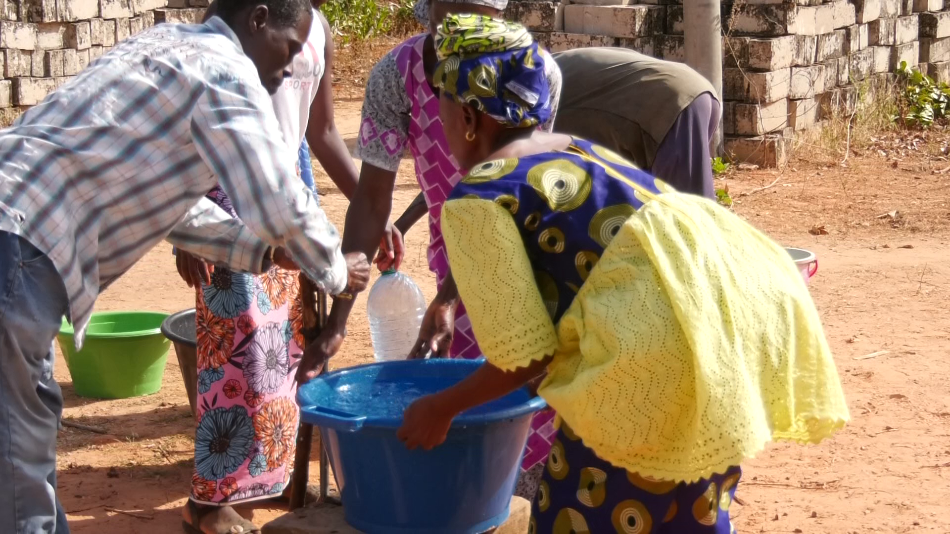 Bignona : Bagaya et ses partenaires belges face au problème d’accès à l’eau potable 1 Eau bagaya