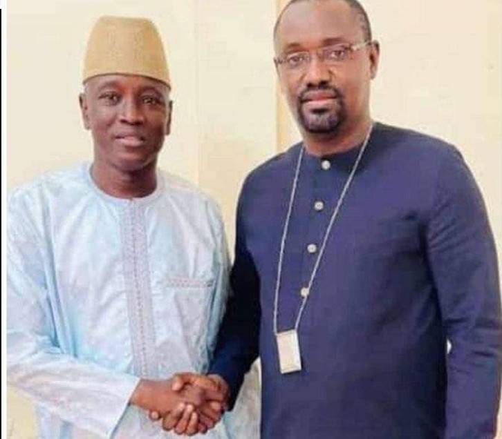 Aly Ngouille-Samba Ndiobène : la poignée de main hypocrite et le sourire de façade 1 aly