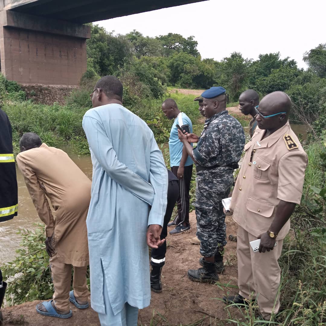 221775511686 status 61d907d6df764864a674a39ae9fd2b7a