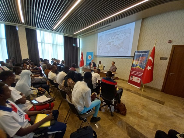 L'Ambassadeur de Türkiye au Sénégal magnifie le rôle des Africains dans l'empire Ottoman 1 ambassadeur