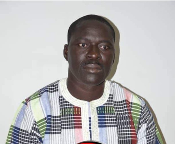 Encore un maire de Yewwi askane wi qui lâche Ousmane Sonko (photo) 1 sonko