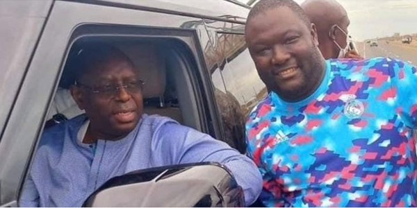 Le palais manipule sur le 3ème mandat…Regardez la mise en scène « bou graw » 2 mandat